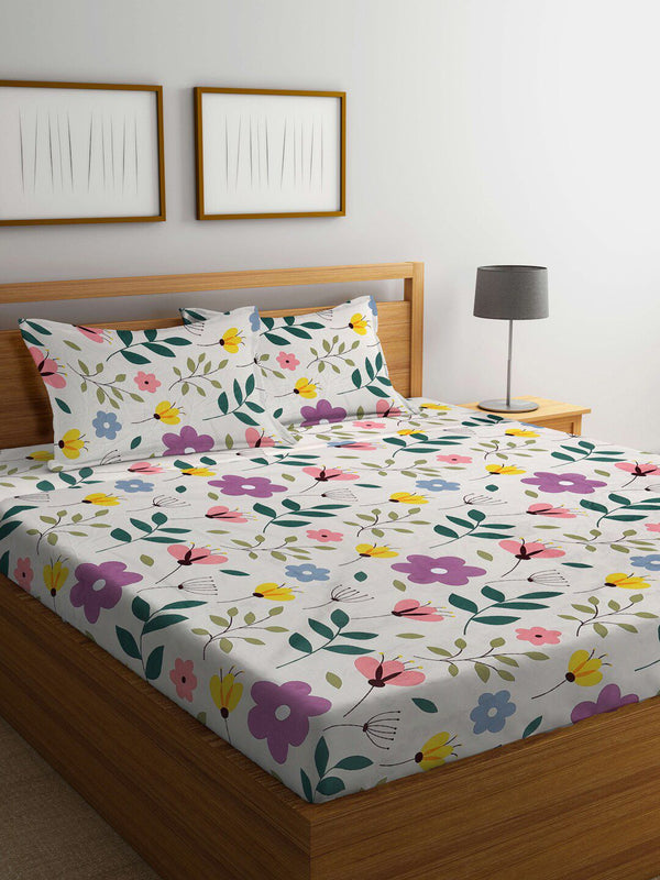 KLOTTHE White & Pink Floral 300 TC Super King Bedsheet with 2 Pillow Covers
