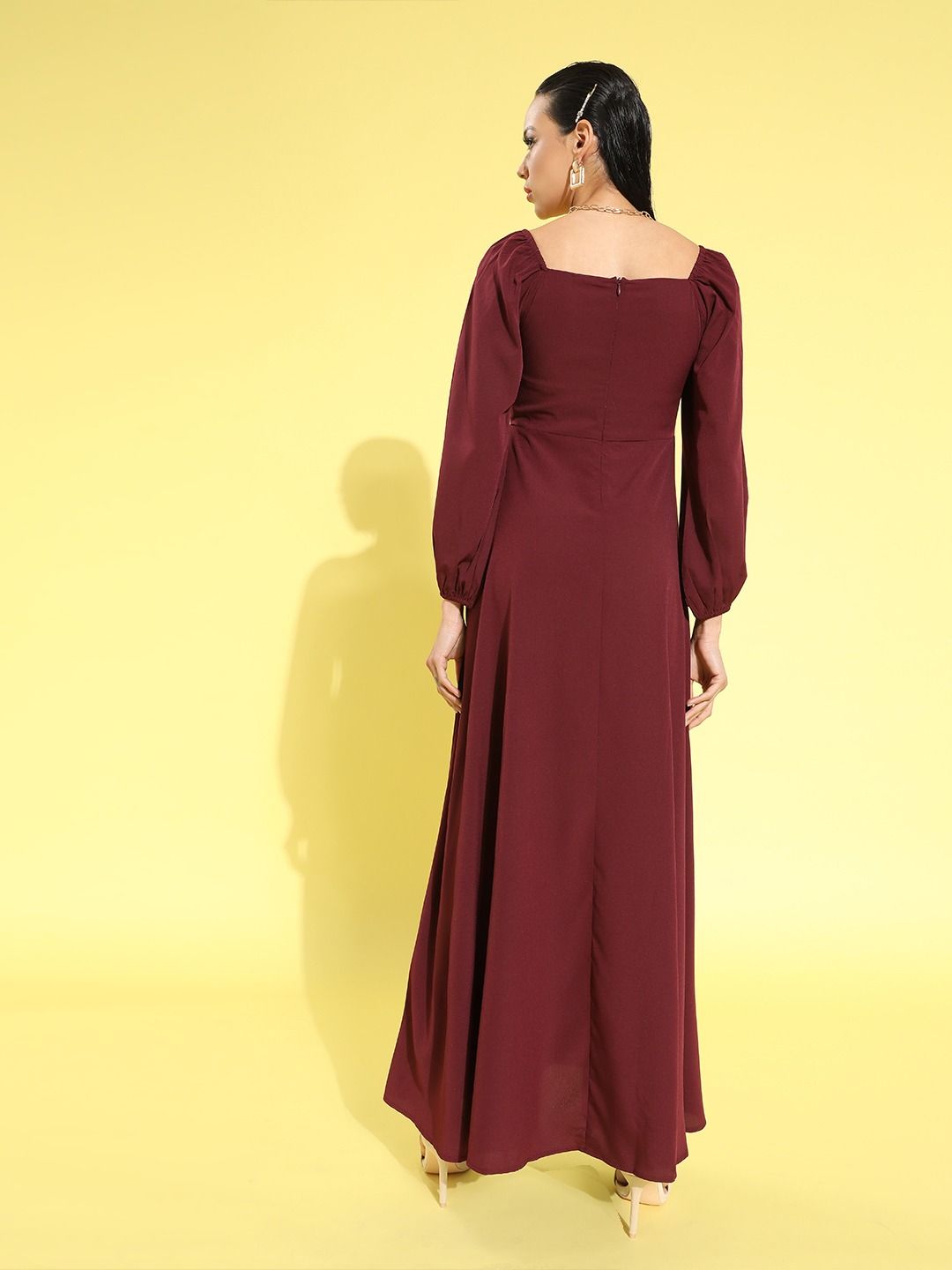 Berrylush Maroon Solid Puff Sleeves Dress