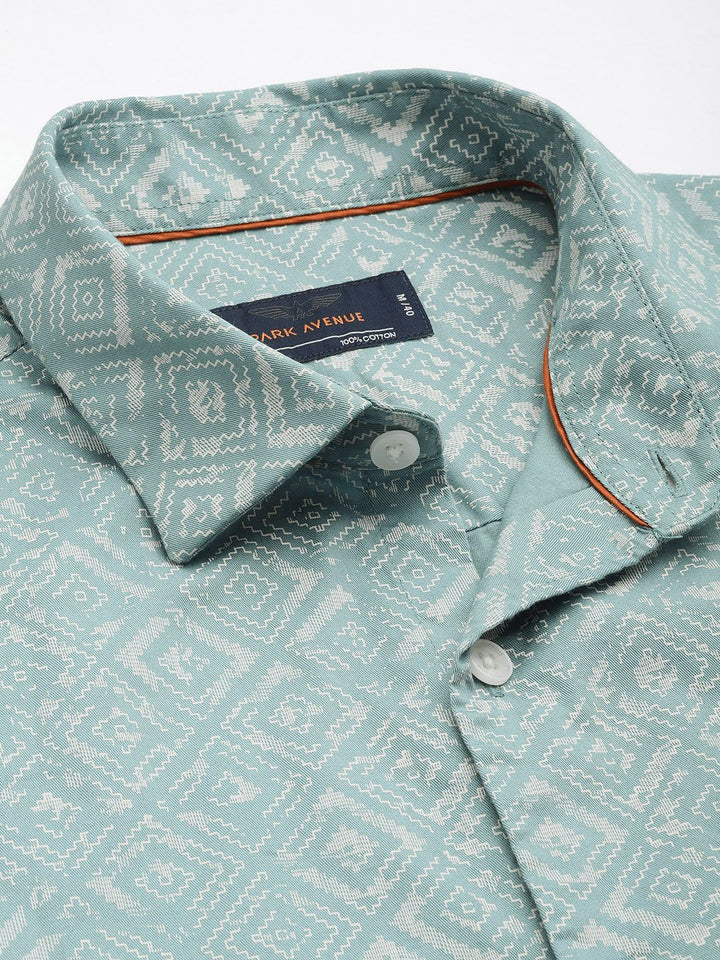 Park Avenue Pure Cotton Slim Fit Geometric Printed Casual Shirt