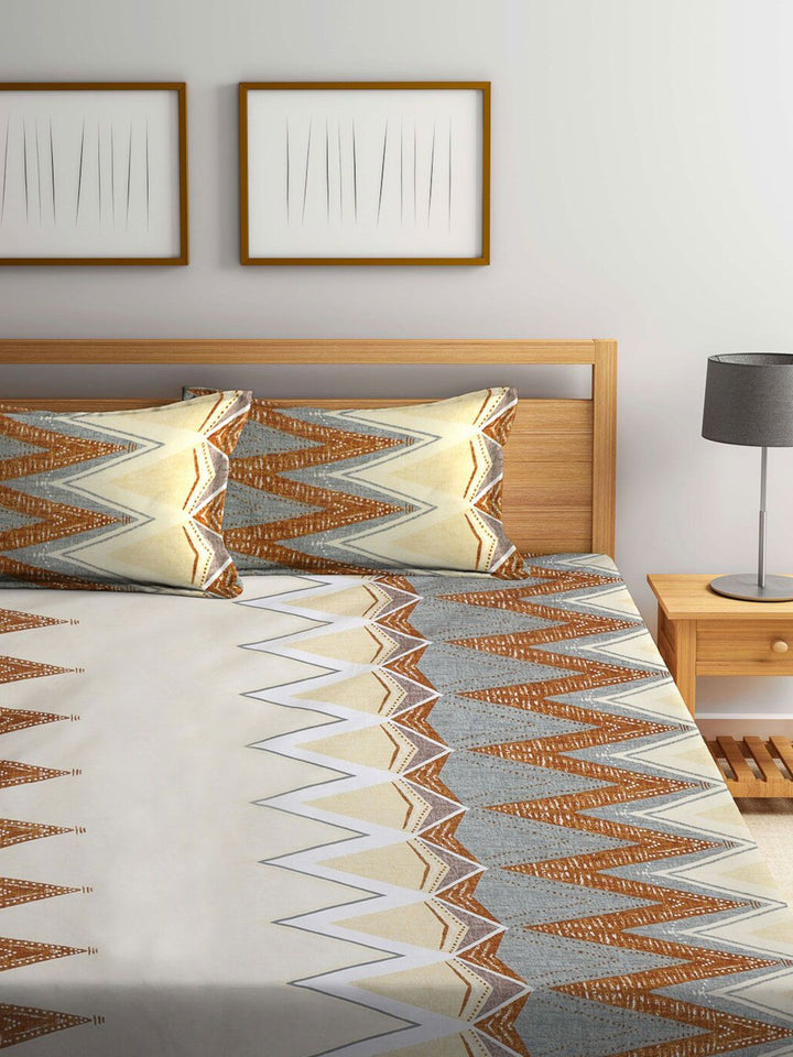 KLOTTHE Grey Chevron Cotton 300 TC Fitted King Fine Bedsheet dengan 2 Sarung Bantal-98 x 87 inci