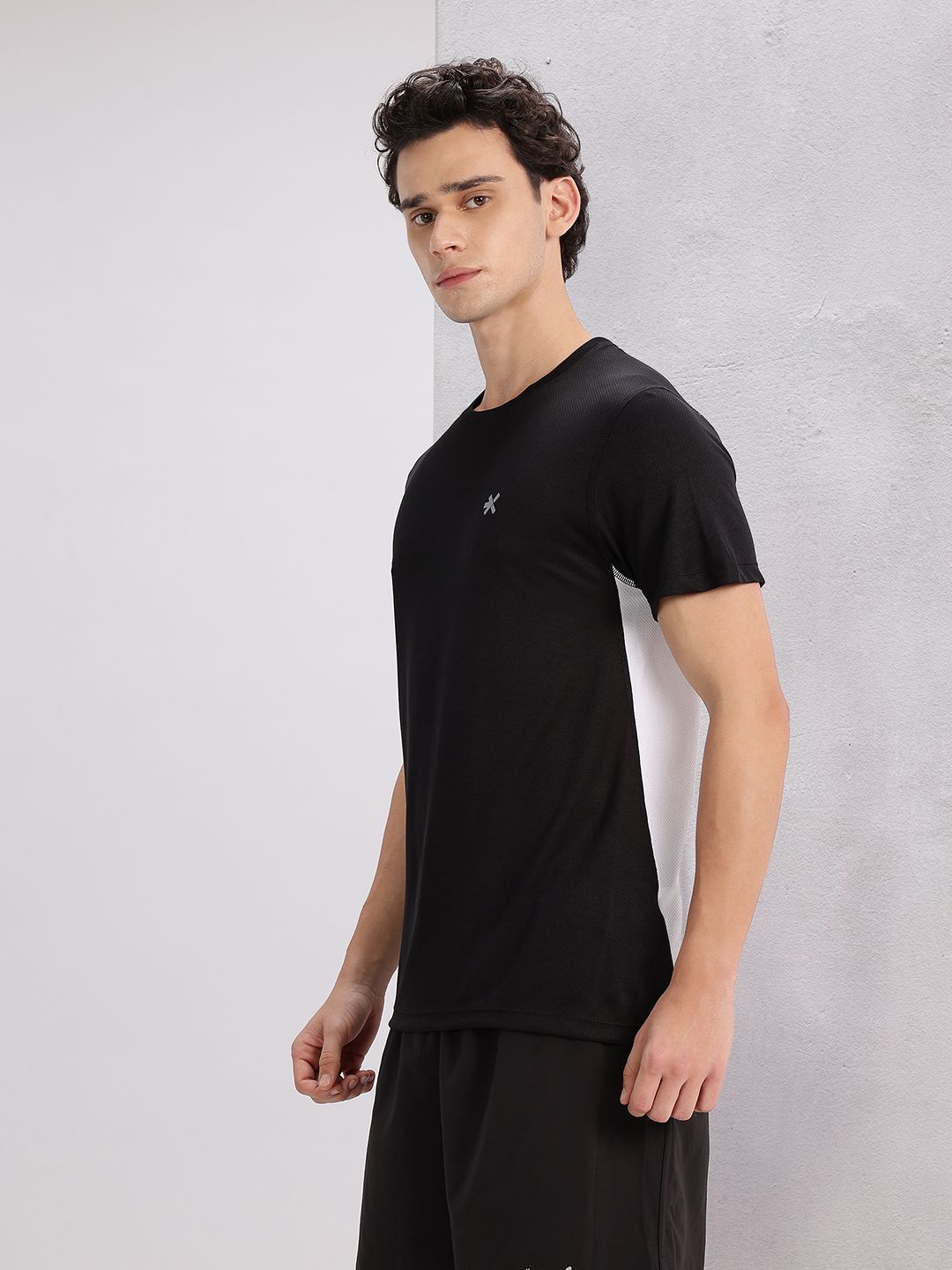 HRX by Hrithik Roshan Printed Colourblocked Perforated Rapid-Dry Running T-shirt