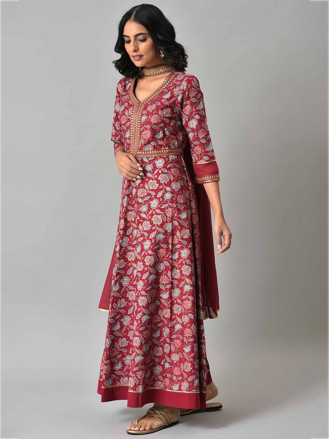 AURELIA Maroon & Gold-Toned Zari Embroidered Floral Printed Choker Maxi Dress