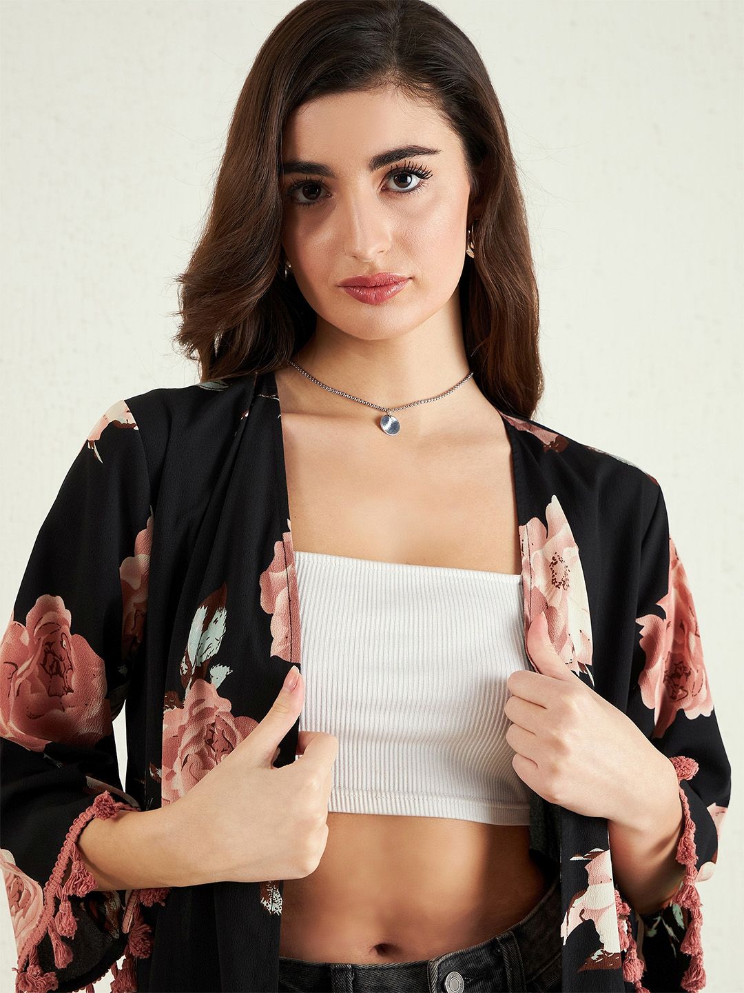 Berrylush Printed Tasselled Longline Shrug