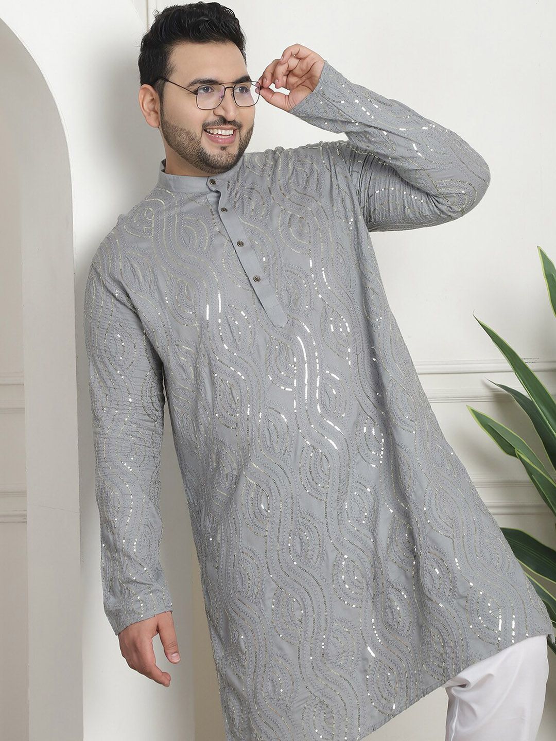 SOJANYA PLUS Kurta Kapas Tulen Berlabuci Dihiasi