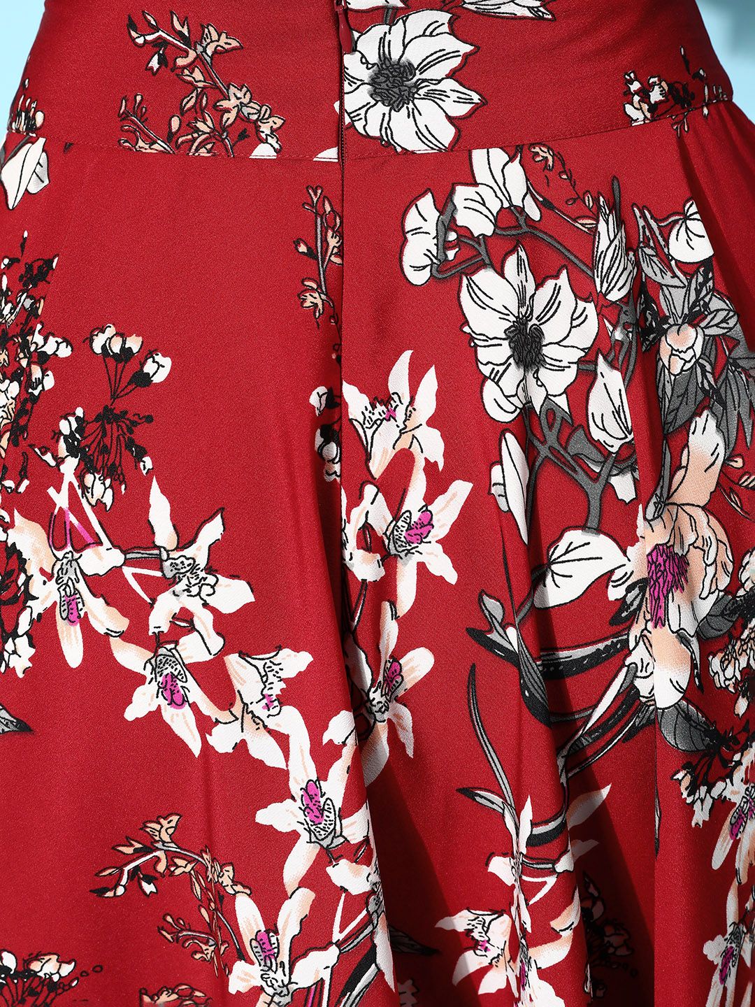 Berrylush Women Floral Print Flared High Rise A-Line Skirt