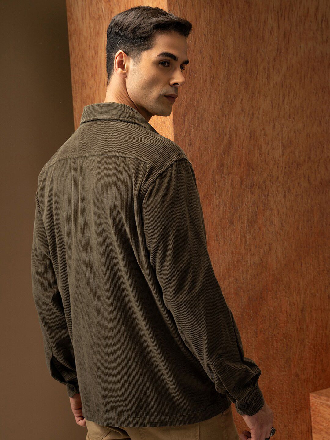 LOCOMOTIVE Oversized Corduroy Solid Utility Pocket Overshirt