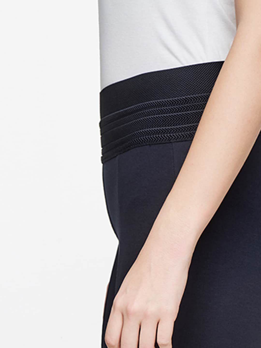 AND Women Blue Solid Skinny Fit Trousers
