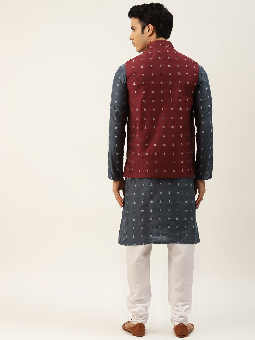 SOJANYA Kurta Motif Etnik Biru Laut Lelaki dengan Jaket Churidar & Nehru