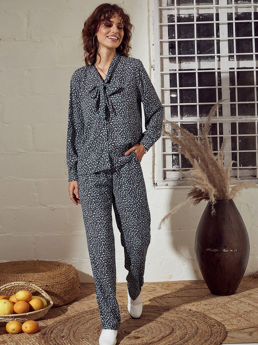SASSAFRAS Women Grey & Black Animal Printed Straight Trousers