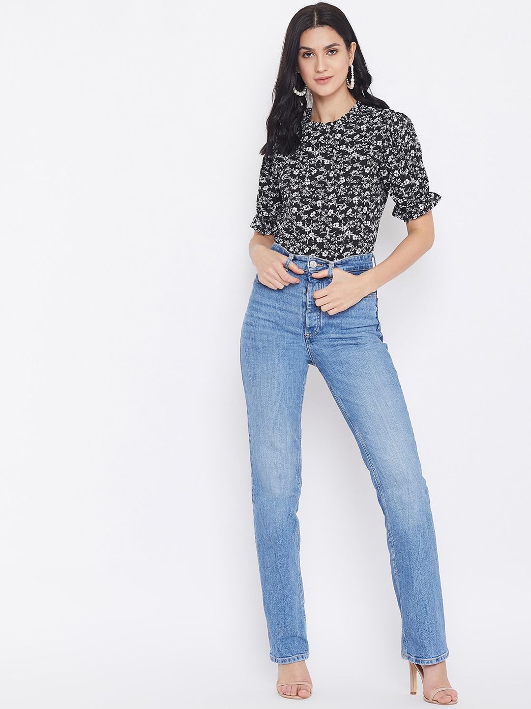 Berrylush Women Black Printed Top