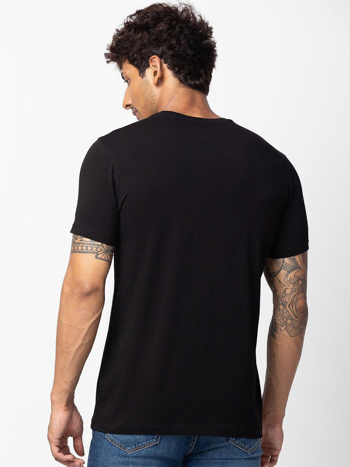 SPYKAR Men Printed Slim Fit Cotton T-shirt