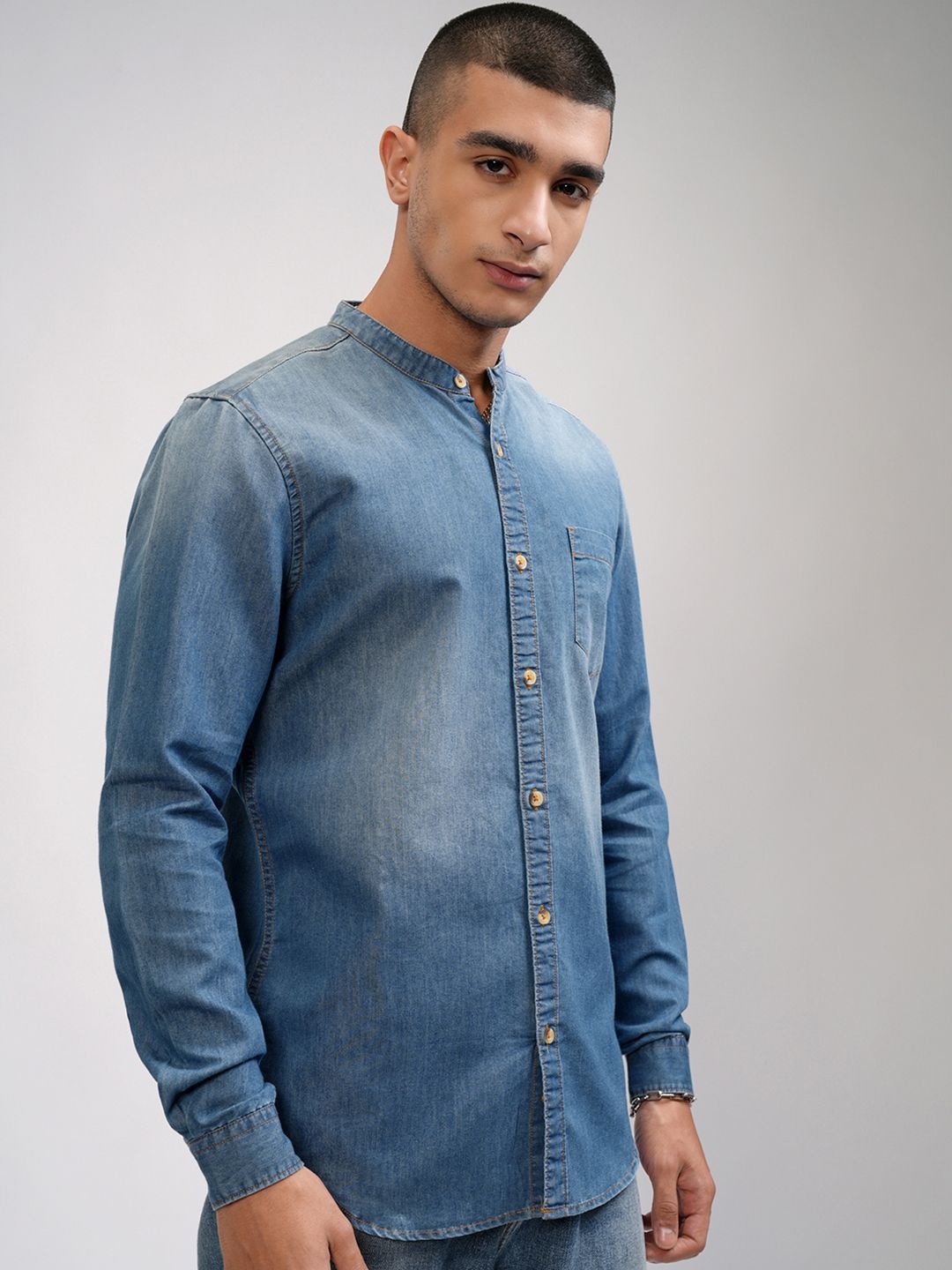 HIGHLANDER Men Blue Slim Fit Casual Shirt