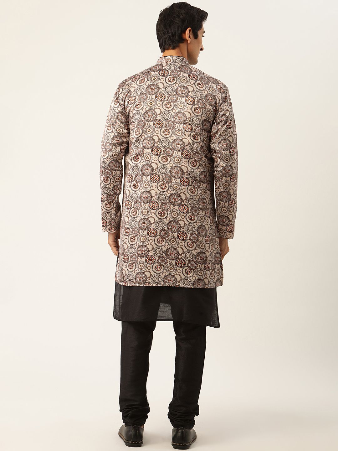 SOJANYA Kurta Solid Lelaki Hitam & Beige dengan Pijama & Jaket