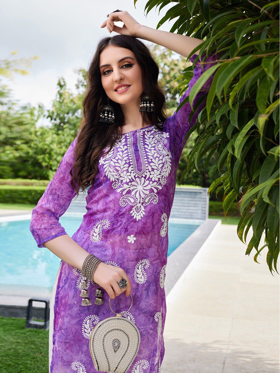 KALINI Ethnic Motifs Embroidered Thread Work Georgette Straight Kurta