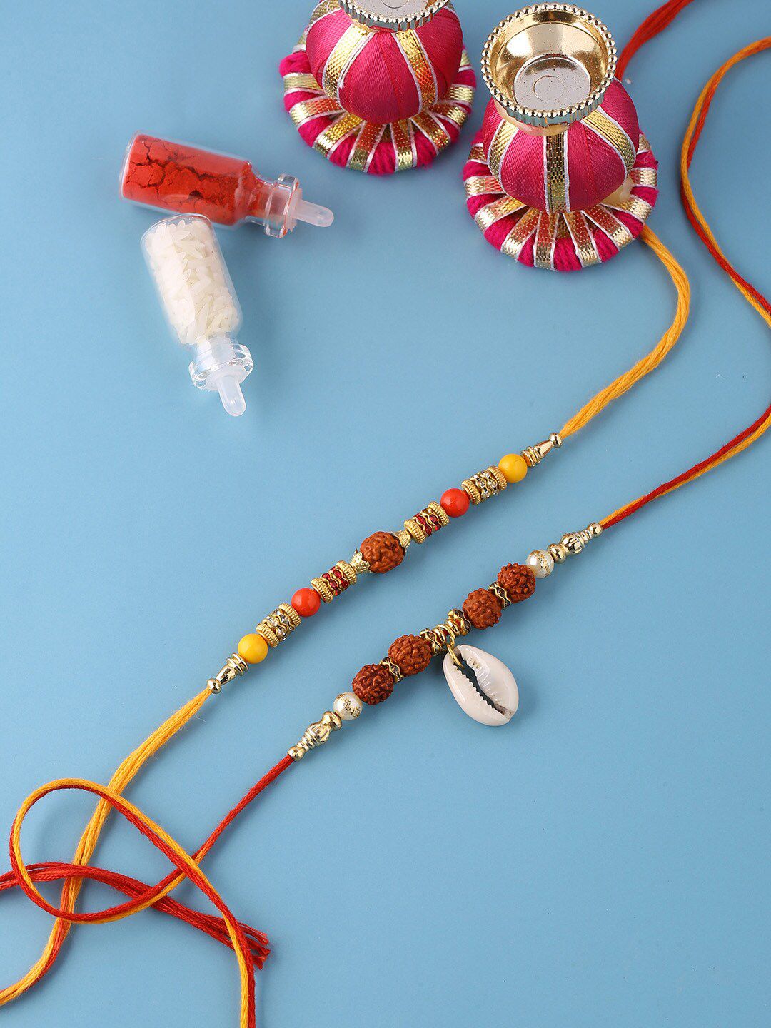 Set Merah Voylla Dua Rakhi Rohani