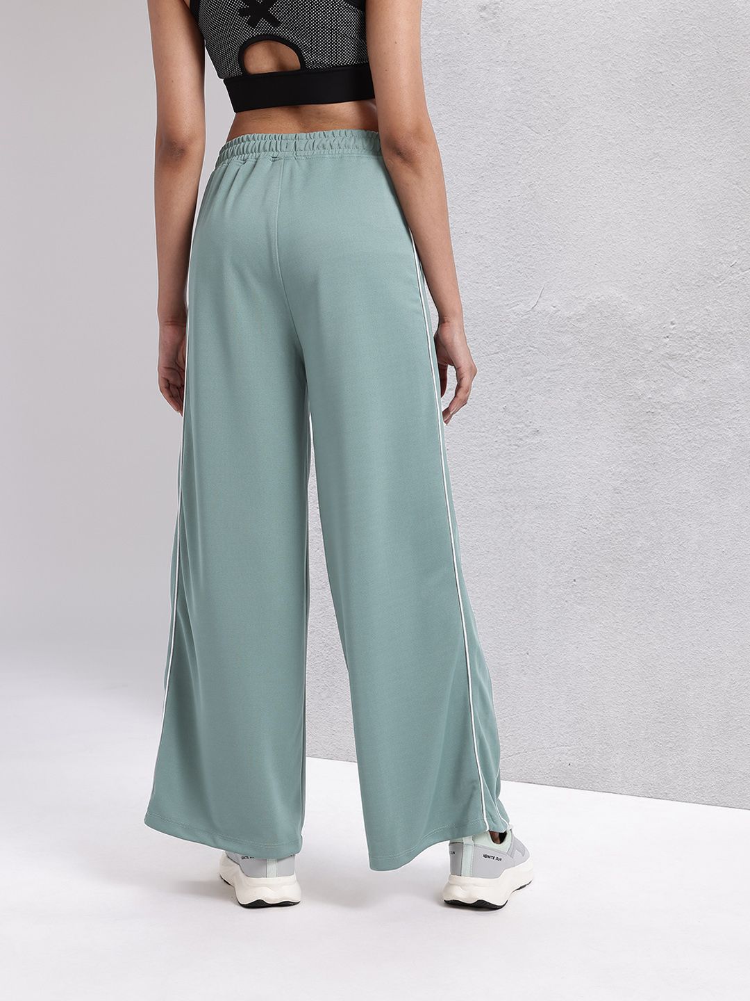 HRX by Hrithik Roshan Women Rapid Dry Retro Running Track Pants
