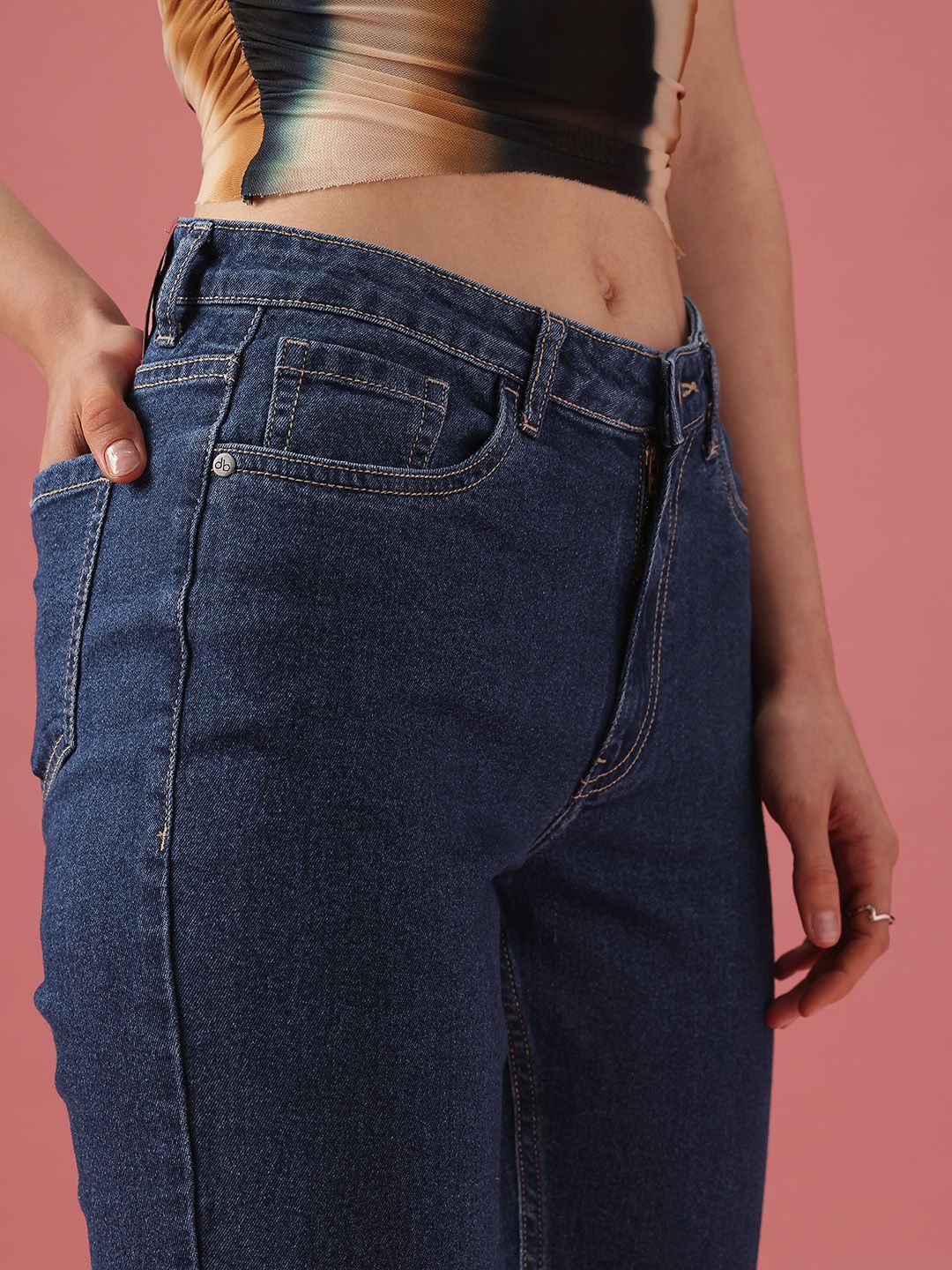 DressBerry Women Boyfriend Fit High-Rise Light Fade Stretchable Jeans