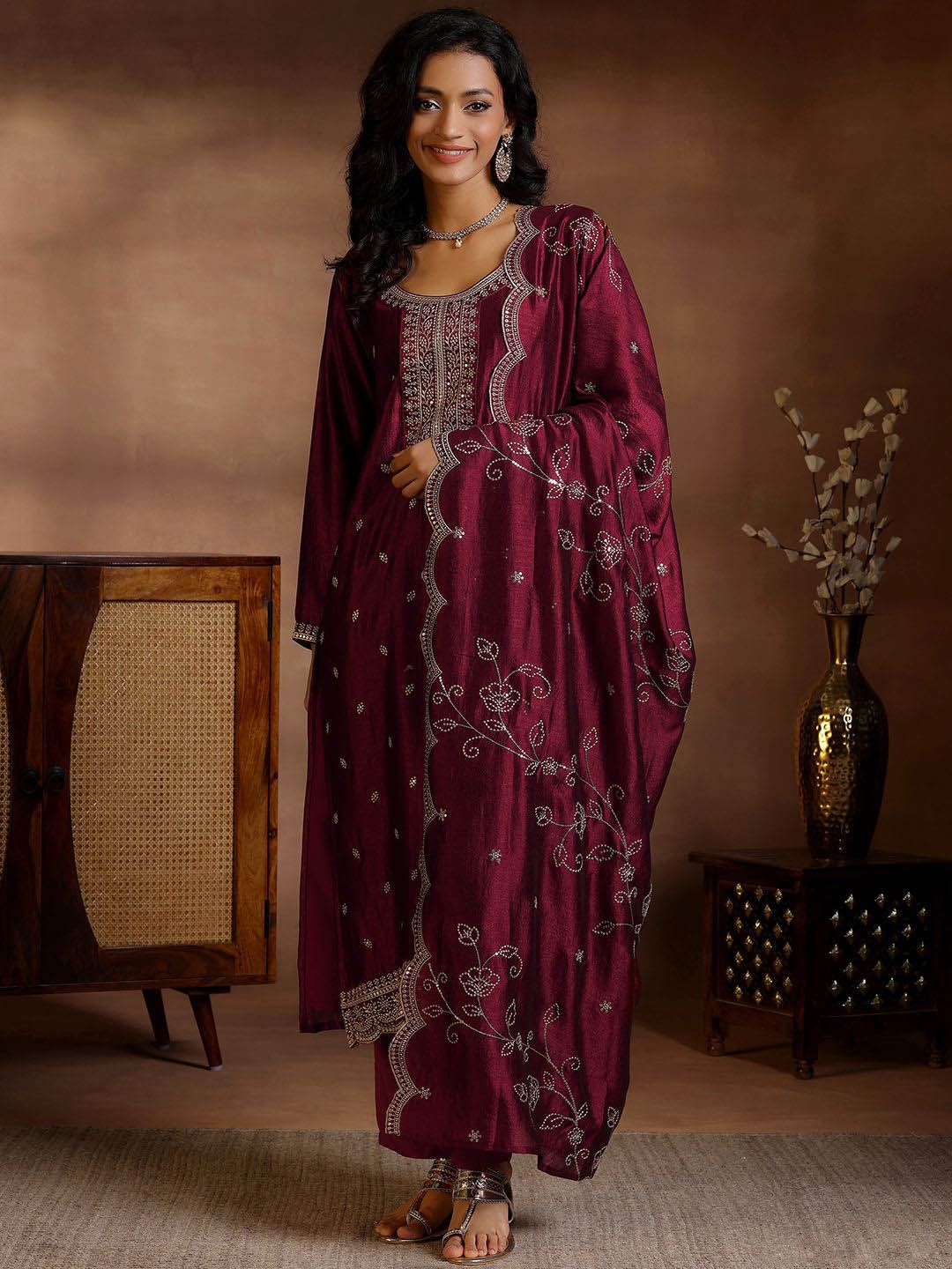 Libas Ethnic Motifs Embroidered Thread Work Straight Kurta With Trousers & Dupatta