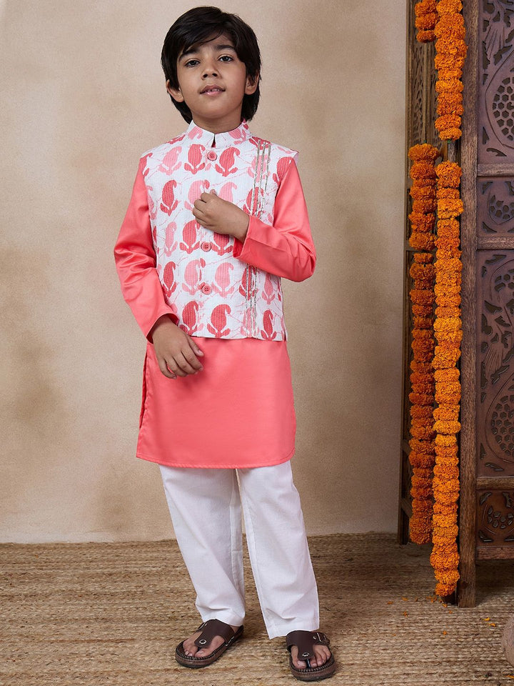 pspeaches Boys Mandarin Collar Long Sleeves Straight Kurta With Pyjamas & Jacket
