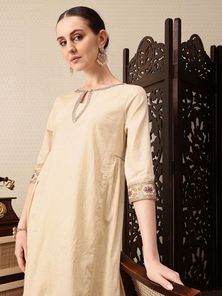 House of Pataudi Striped Keyhole Neck Sequinned A-Line Jashn Kurta