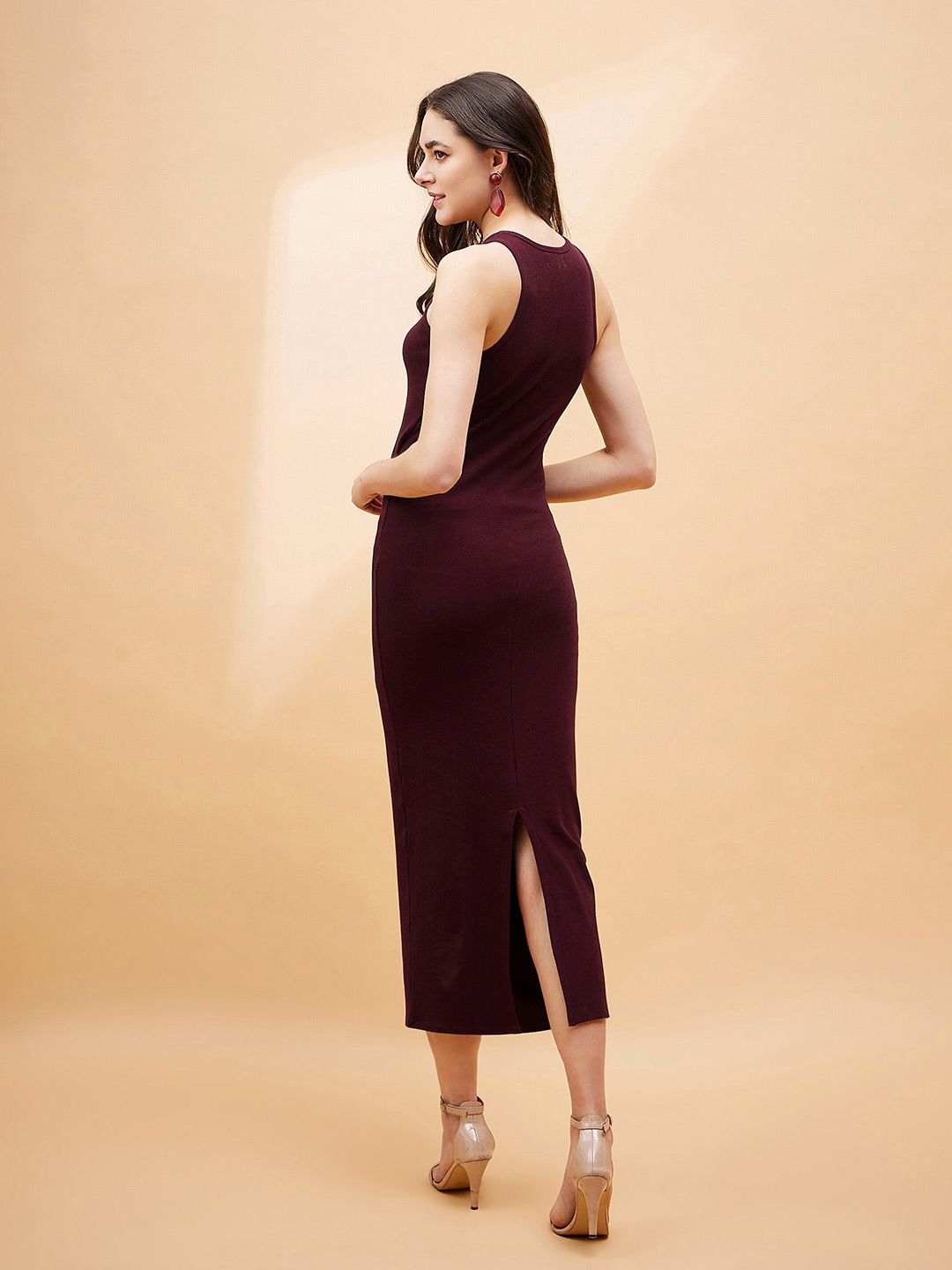 SASSAFRAS BASICS Sleeveless Cut-Outs Detail Bodycon Midi Dress