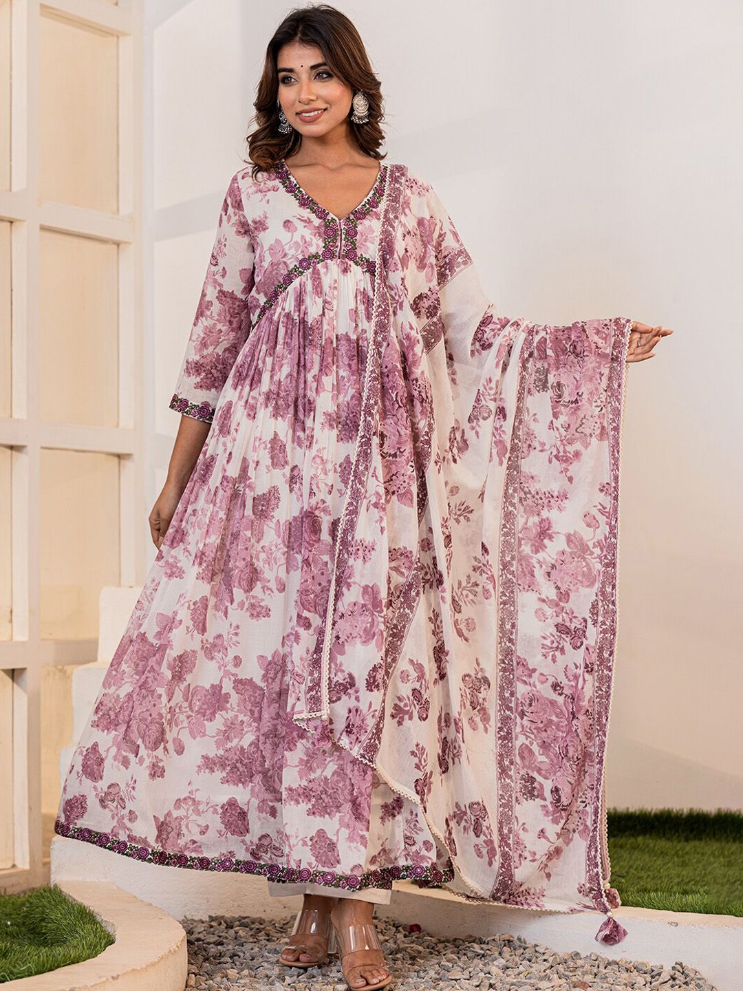 Vishudh White Floral Printed V-Neck Thread Work Pure Cotton Kurta with Trousers & Dupatta