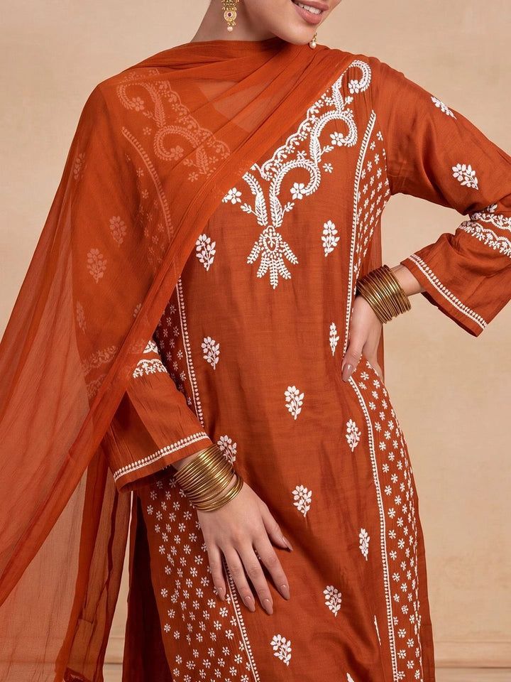 House of Chikankari Women Ethnic Motifs Embroidered Regular Thread Work Chanderi Silk Kurta with Trousers &