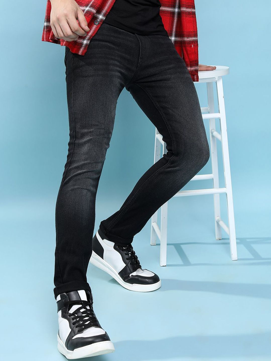 HIGHLANDER Men Slim Fit Light Fade Stretchable Jeans