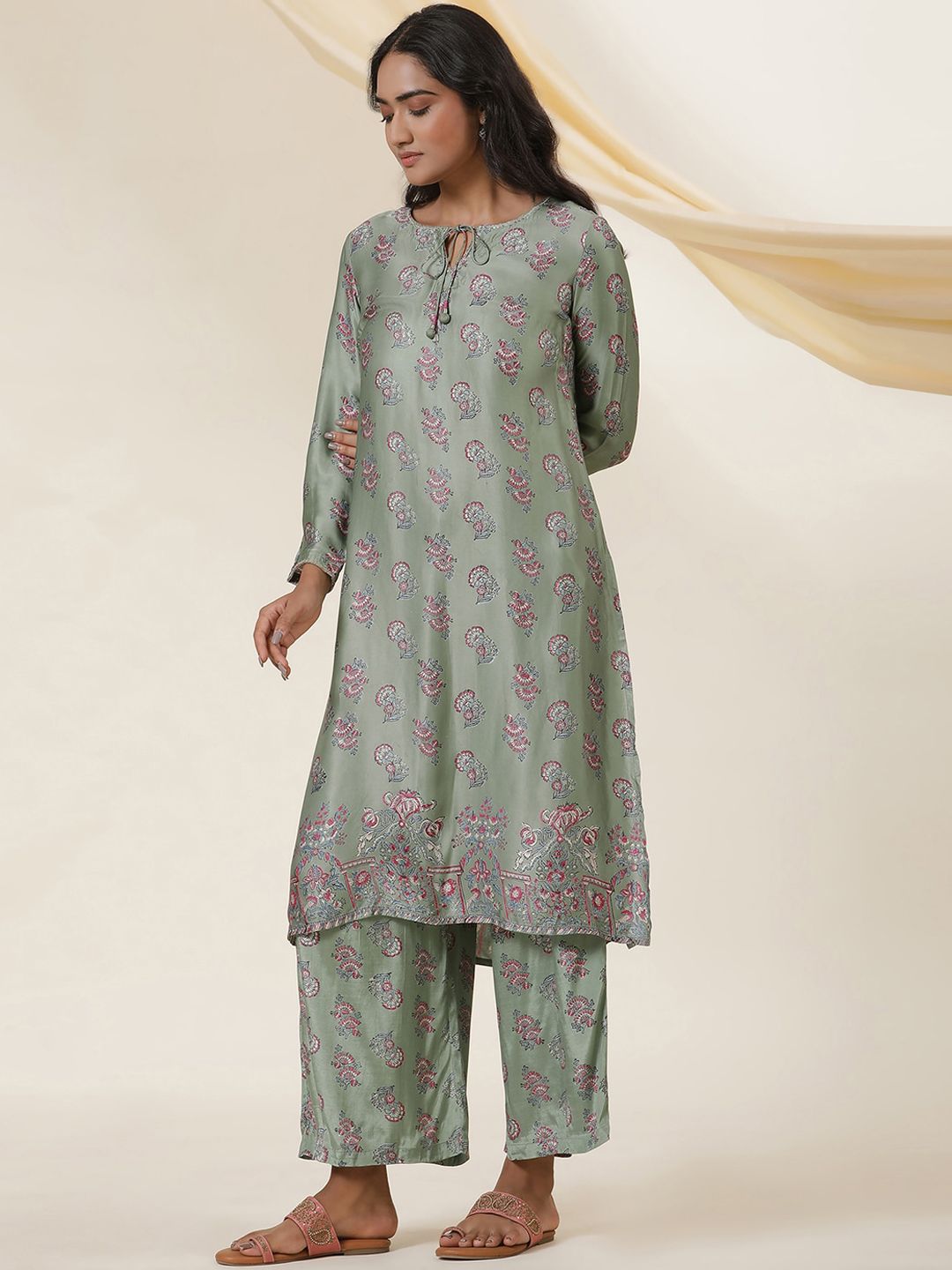 W Floral Printed Tie-Up Neck Sequinned Straight Kurta