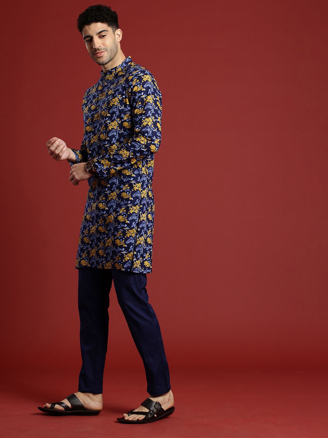 Anouk Floral Printed Regular Pure Cotton Kurta With Trousers