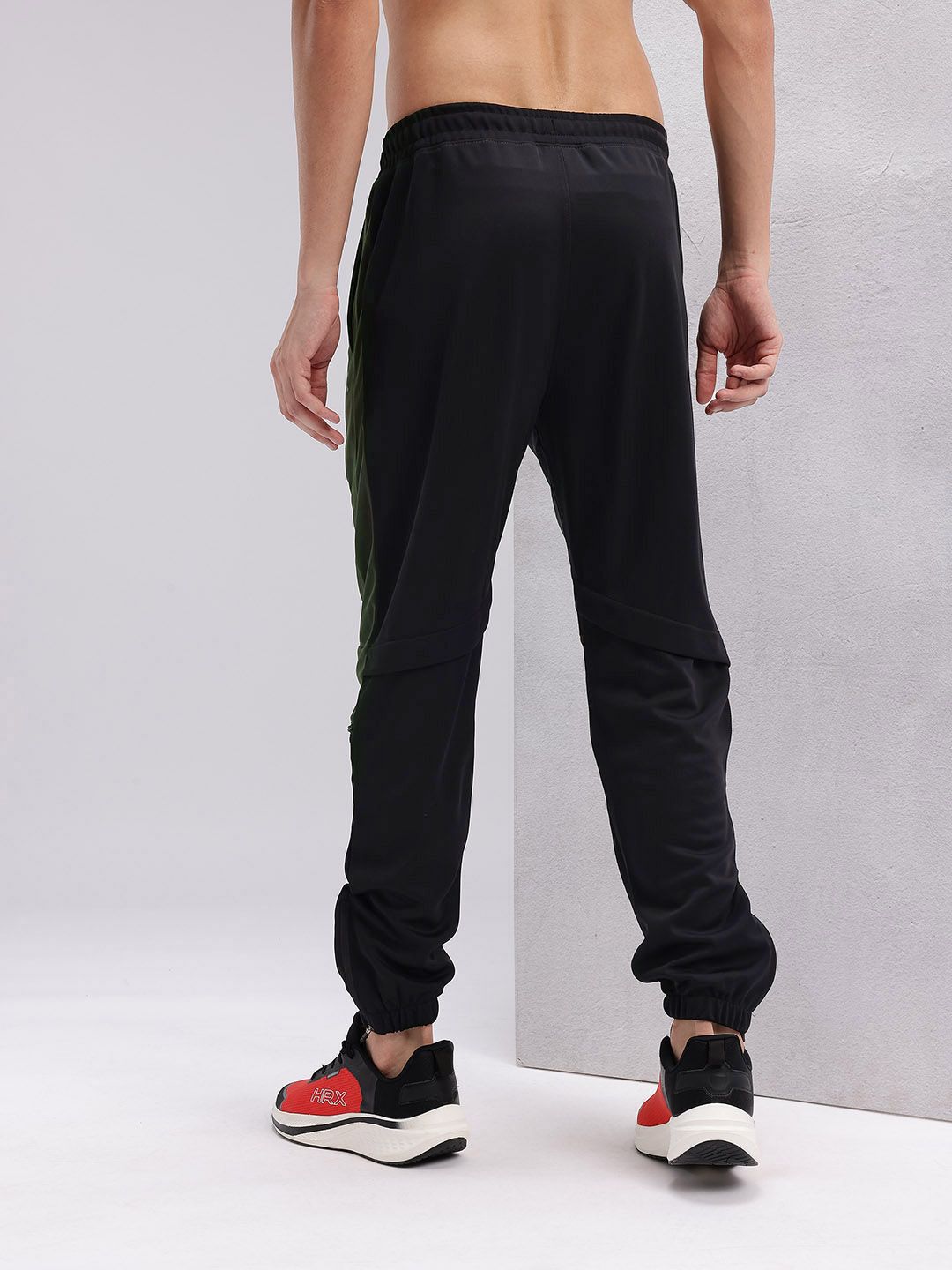 HRX by Hrithik Roshan Men Colourblocked Rapid-Dry Running Joggers