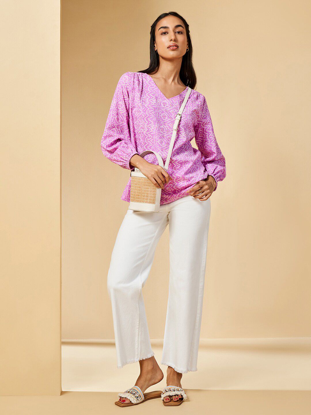 Global Desi Ethnic Motifs Print V-Neck Puff Sleeves Top