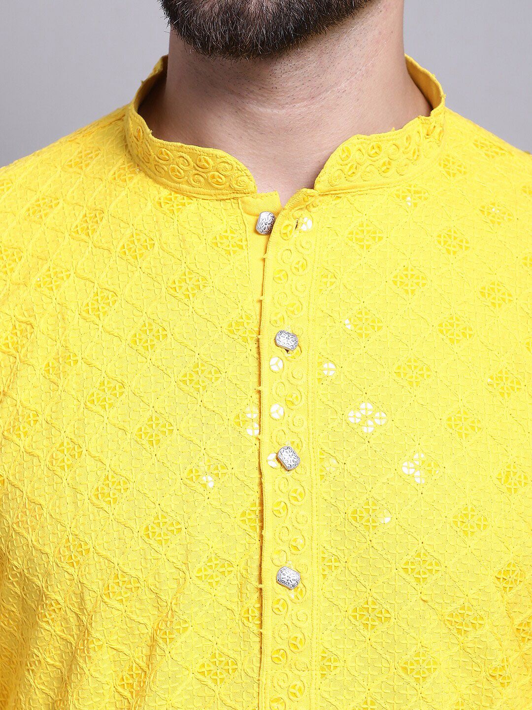 SOJANYA Geometric Embroidered Sequence Mandarin Collar Pure Cotton Kurta