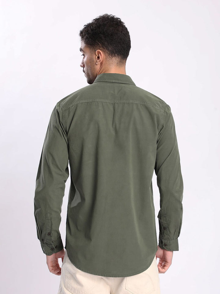 Bene Kleed Men Solid Spread Collar Cotton Casual Shirt