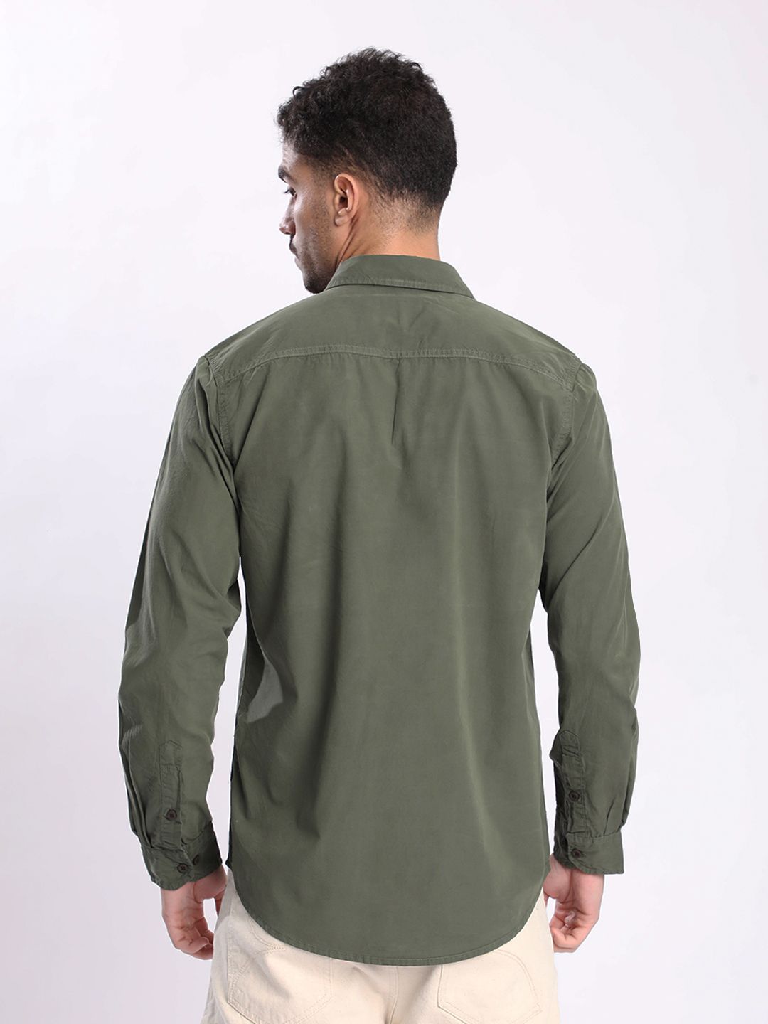 Bene Kleed Men Solid Spread Collar Cotton Casual Shirt