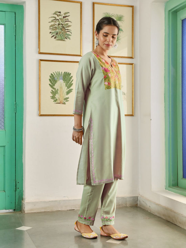 House of Chikankari Women Beige Cotton Aari Embroidered Kurta Set