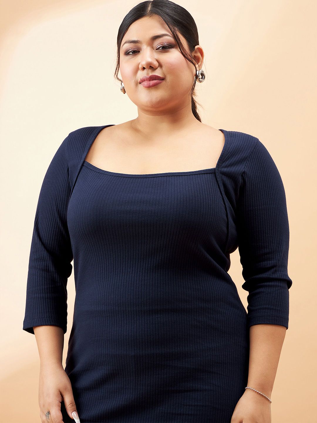 SASSAFRAS Curve Plus Size Square Neck Bodycon Dress