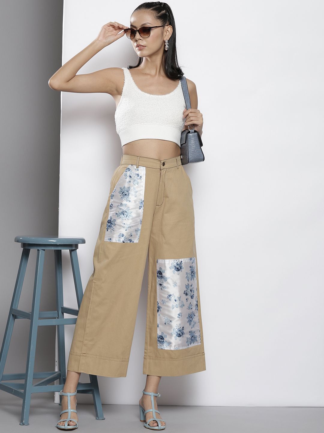 SASSAFRAS Women Khaki Floral Printed Comfort Loose Fit Easy Wash Cotton Parallel Trousers