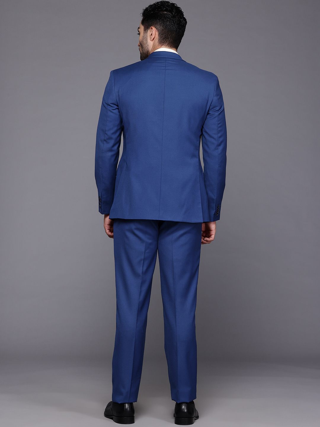 Raymond Technosmart Contemporary Fit Single-Breasted 2-Piece Formal Suit