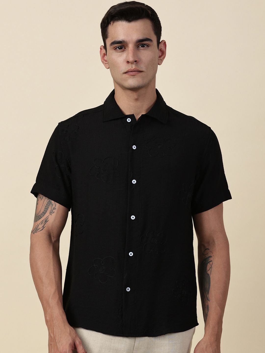 Thomas Scott Men Embroidered Regular Fit Casual Shirt