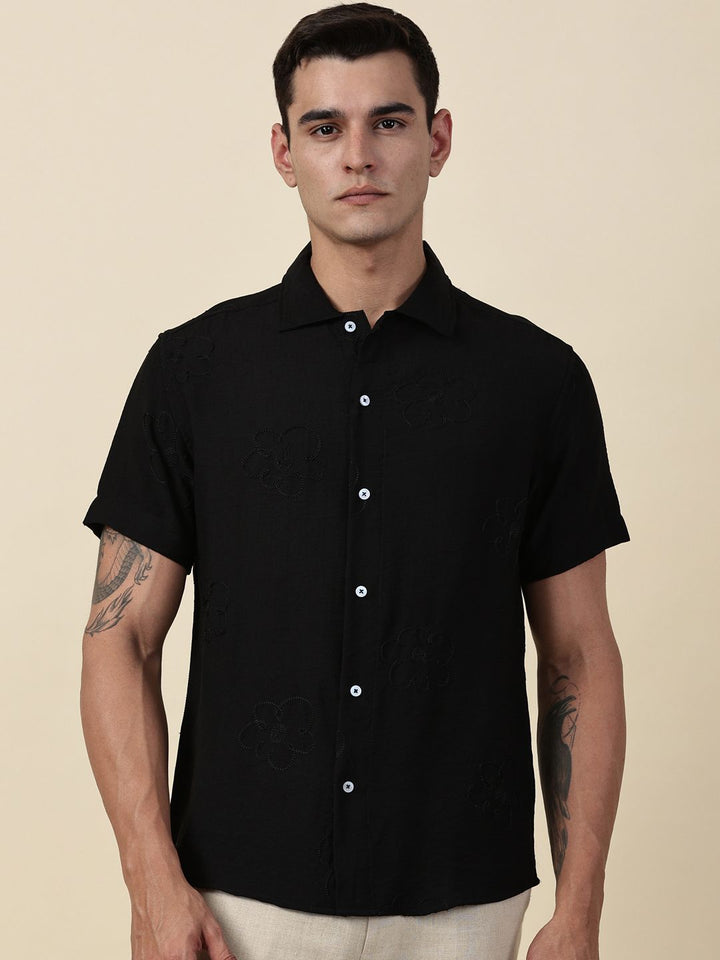 Thomas Scott Men Embroidered Regular Fit Casual Shirt