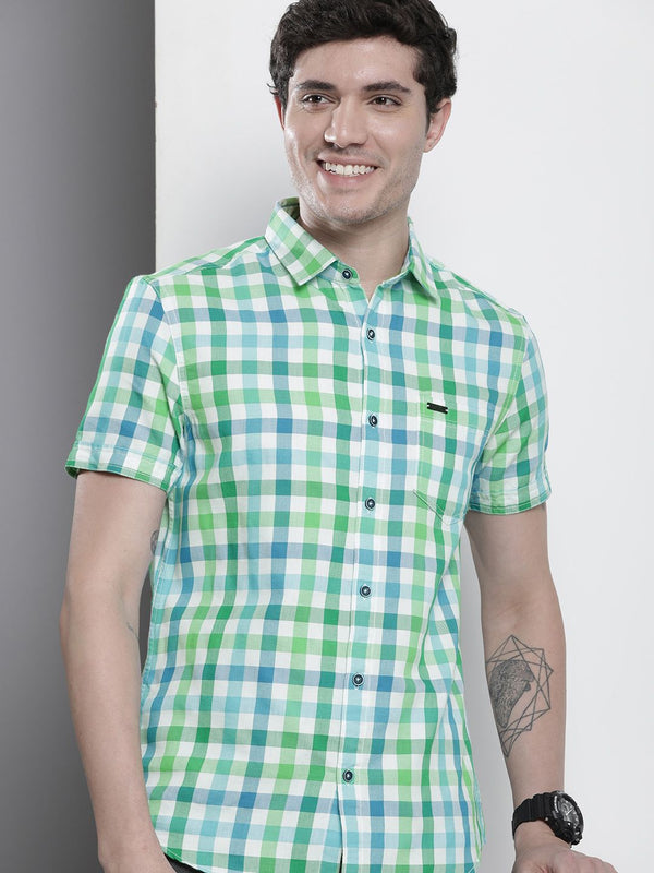 The Indian Garage Co Men Slim Fit Opaque Checked Casual Shirt
