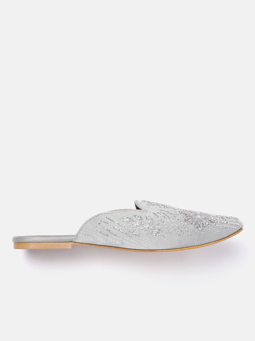 House of Pataudi Leather Embellished Ethnic Mules