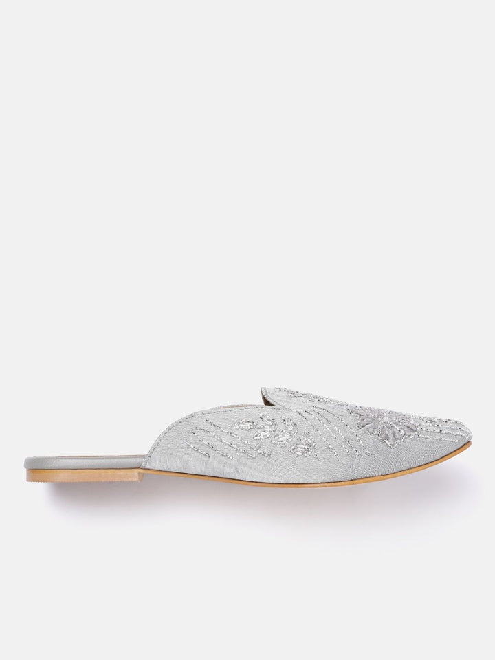House of Pataudi Leather Embellished Ethnic Mules