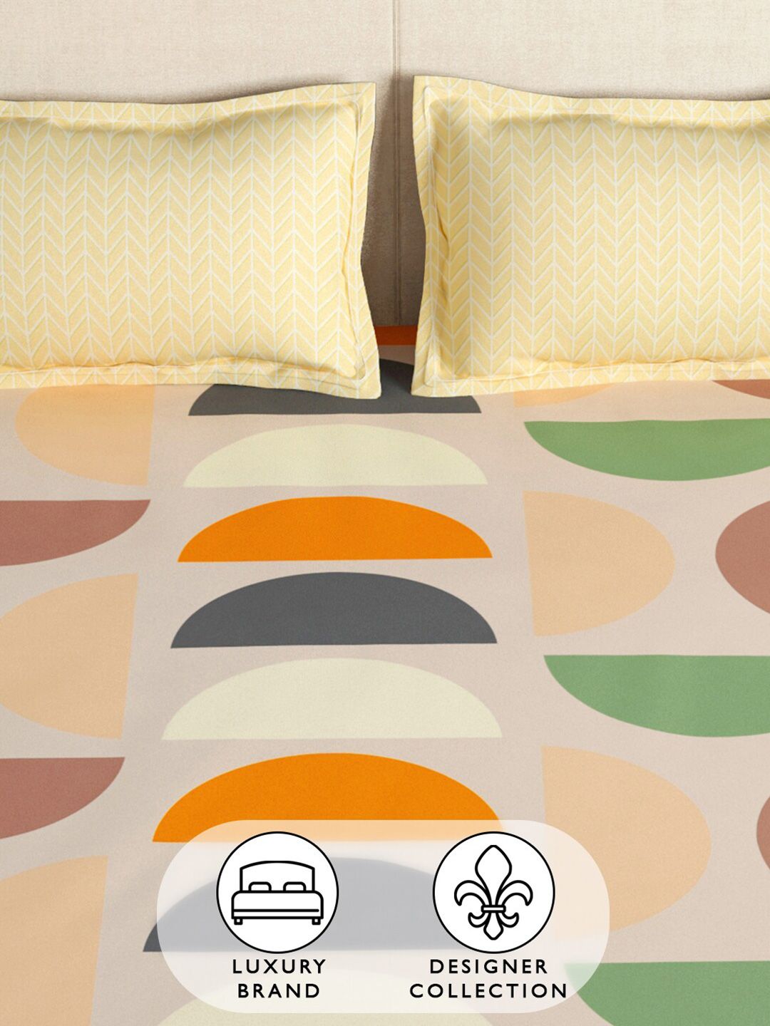 Story@home Cream & Orange Geometric 180 TC Queen Bedsheet with 2 Pillow Covers