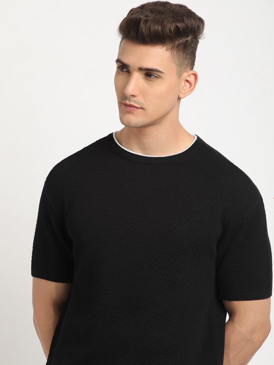 THE BEAR HOUSE Self Design Round Neck Drop-Shoulder Sleeves Cotton T-shirt