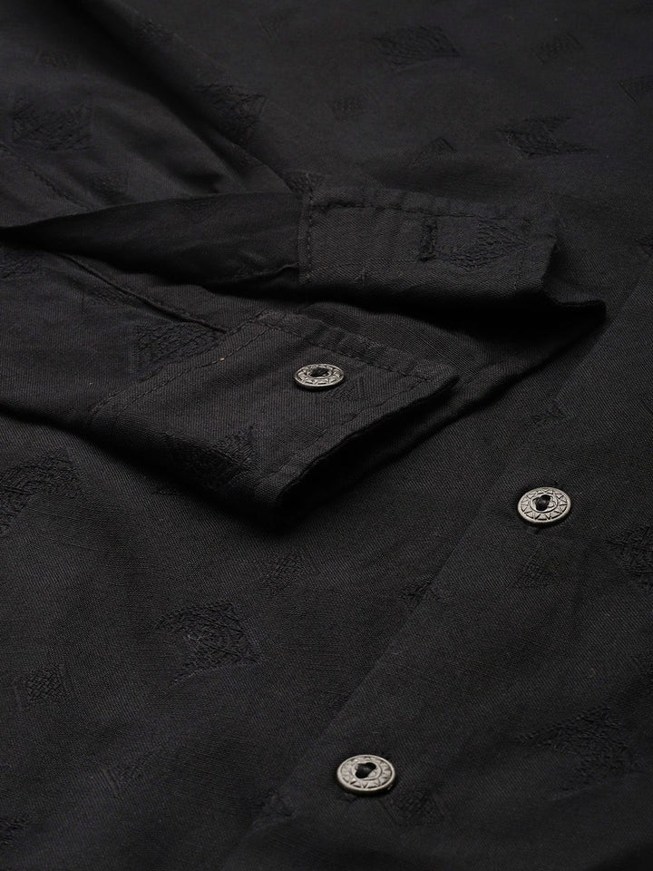 The Indian Garage Co Textured Casual Shirt