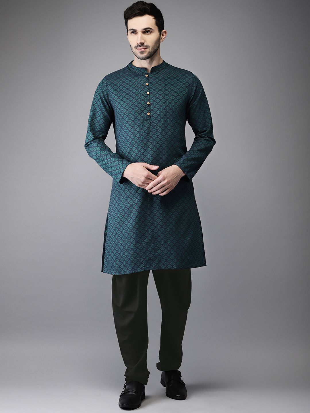 Anouk Men Green & Black Self Design Kurta with Pyjamas