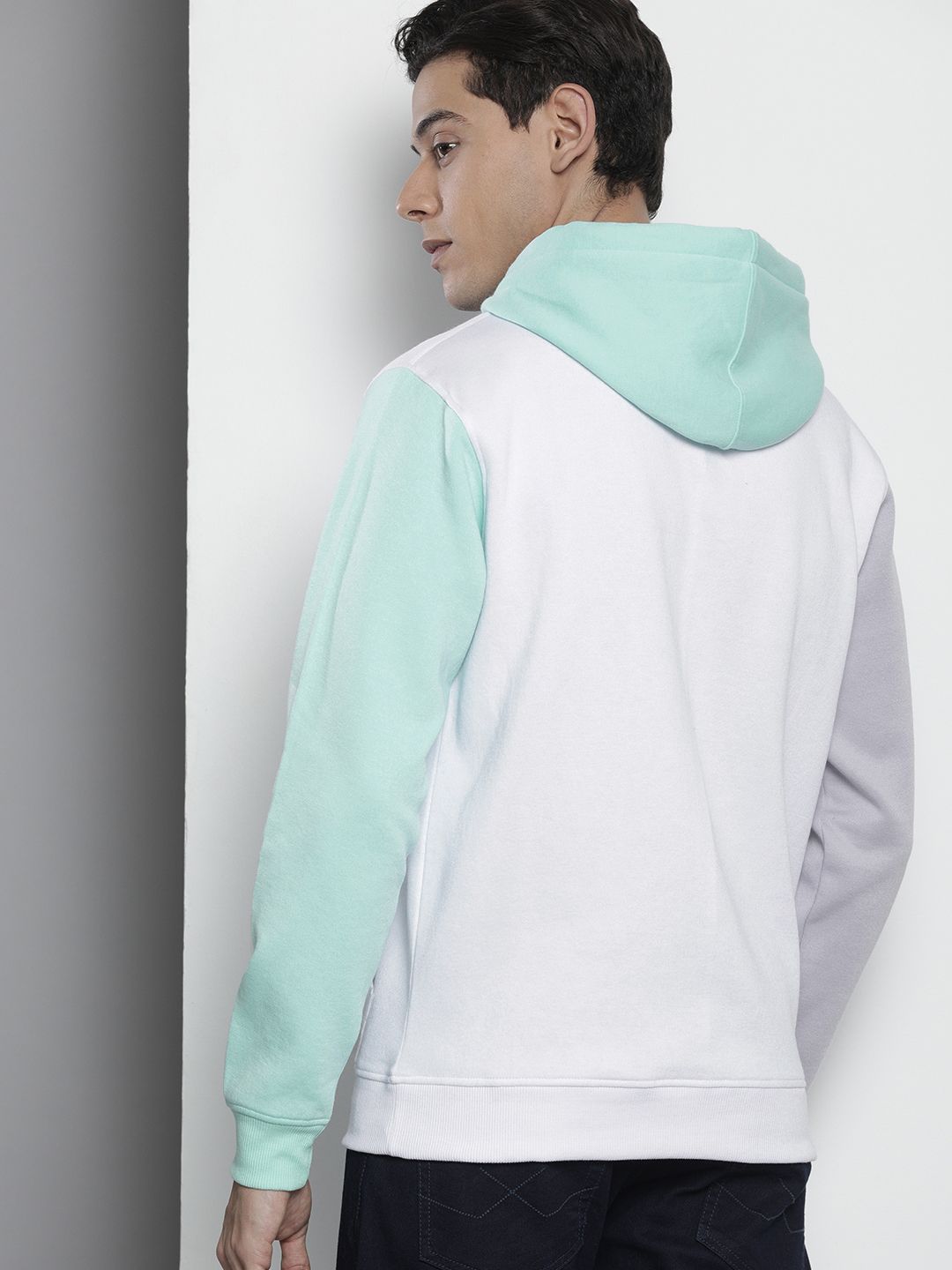 The Indian Garage Co Men White & Green Embroidered Hooded Sweatshirt