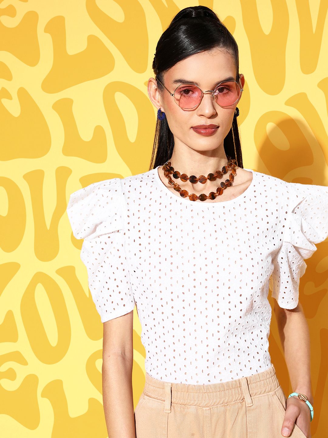 Berrylush White Power Shoulder Top